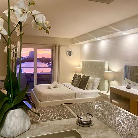 Modern Waterfront Apartment With Miami Skyline View, Free Parking 5 Mins Drive To Miami Beach Bagian luar foto
