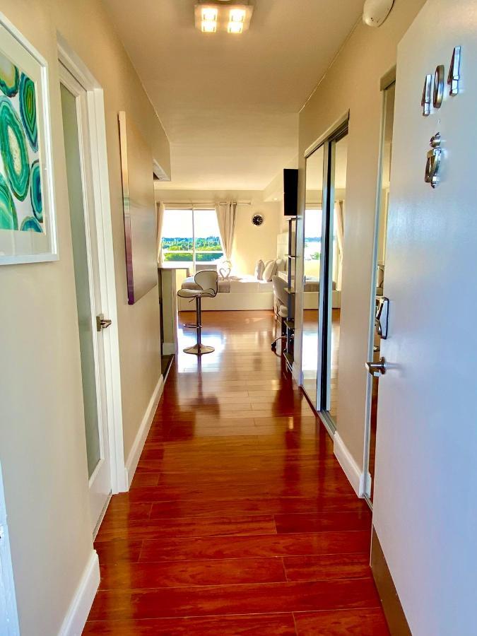 Modern Waterfront Apartment With Miami Skyline View, Free Parking 5 Mins Drive To Miami Beach Bagian luar foto
