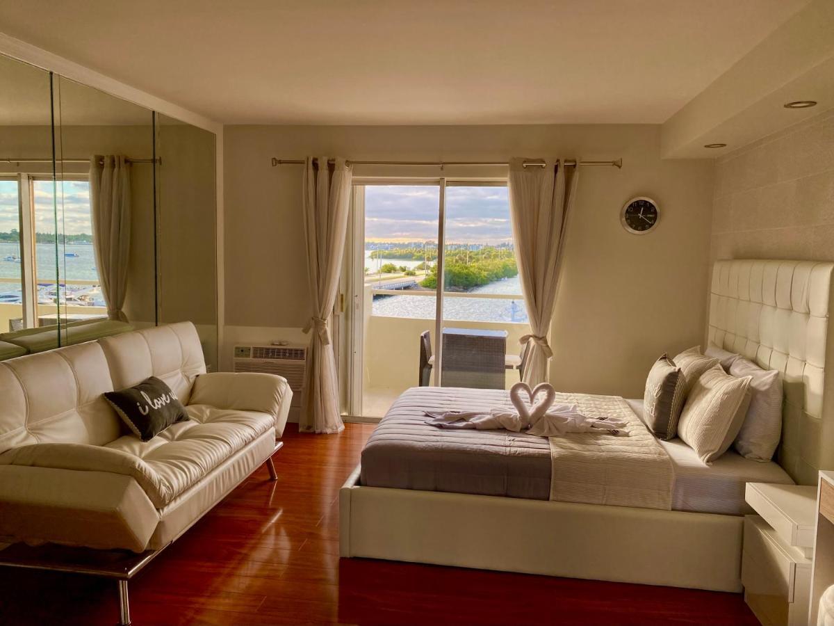 Modern Waterfront Apartment With Miami Skyline View, Free Parking 5 Mins Drive To Miami Beach Bagian luar foto